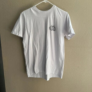 Urban Master Road Trip T-Shirt‎  Size Large